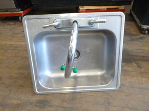 lot 23 image: Stainless Steel Sink
