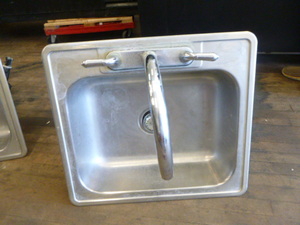 lot 24 image: Stainless Steel Sink