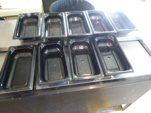 lot 36 image: 9 Salad Bar Pans
