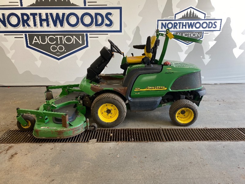 270 John Deere Implement Lawnmower/ Tractor Tradein Consignment Sale