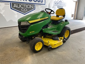 2016 John Deere X390 -No Reserve-