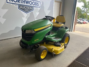 2018 John Deere X390 -No Reserve-
