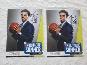 lot 122 image: Tyus Jones Autographed Photo