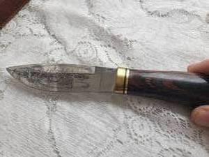 lot 47 image: Harley Davidson Buck Knife with Case and COA