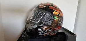lot 48 image: Harley Davidson Motorcycle Helmet with Flames, NIB Siz L