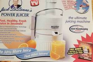 lot 60 image: Jack LaLannes Power Juicer  NIB