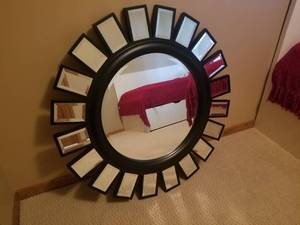 lot 93 image: Beveled Glass Sunburst Mirror