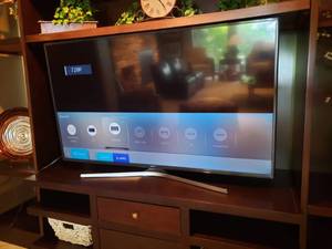 lot 5 image: Samsung 55 inch Television UN55KU6290F