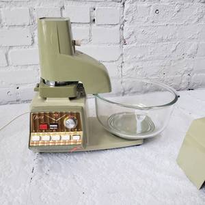 lot 63 image: Oster Three in One Kitchen Mixer
