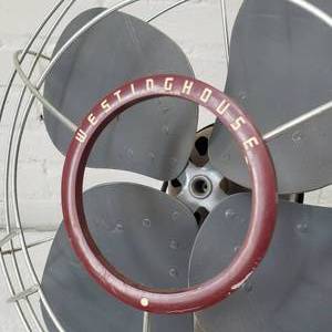 lot 99 image: Retro Westinghouse Oscillating Fan