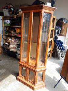 Lighted Hutch 36x11x72