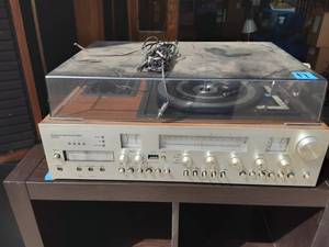 J.C. Penny AMFM8 Track Record Player With 2 Speakers