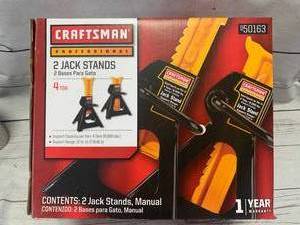 lot 17 image: Craftsman Professional 4 Ton Jack Stands