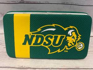 lot 87 image: NDSU Bison Wallet