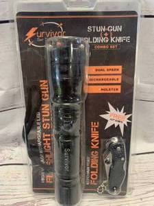 lot 88 image: Flashlight Stungun & Knife