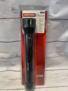 lot 89 image: Craftsman 30 Hour LED Flashlight