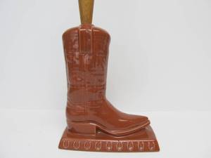 lot 46 image: Vintage Ceramic Pottery Western Cowboy Boot Table Lamp wBullet Finial