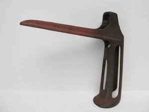 lot 49 image: Old Vintage MAXWELL Boat Anchor Holder - Made in White Bear Lake