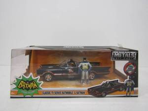 lot 25 image: New in Box BATMAN Die-Cast Metal Batmobile