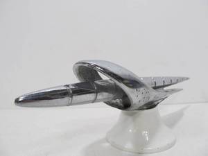 lot 153 image: Large Vintage 1950s Chrome Hood Ornament