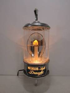 lot 191 image: Working Vintage MICHELOB Lighted Beer Display Lamp