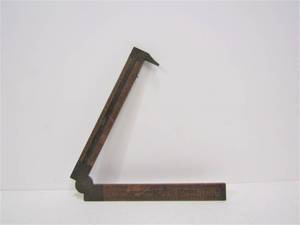 lot 88 image: Antique LUFKIN Brass & Boxwood Folding Ruler