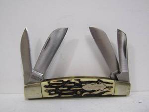 lot 90 image: SCHRADE Uncle Henry 4-Blade Folding Knife