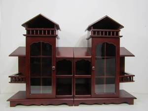 lot 96 image: Large Folding House Display Cabinet
