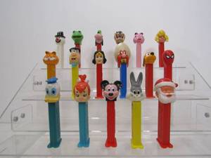 lot 232 image: Lot of Assorted Pez Dispensers