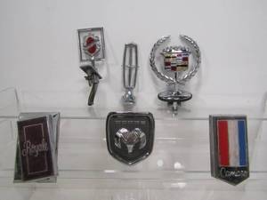 lot 233 image: Lot of Car Hood Ornaments etc