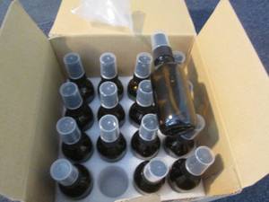 16 Glass Spray Bottles with 2 Funne...