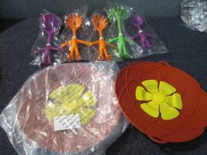 Humanoid Utensils, 2 Silicon Lids...