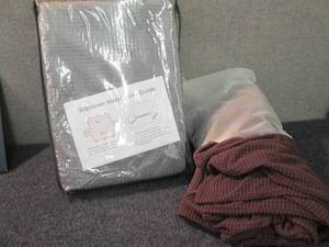 2 Slipcovers...