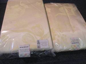 2 Spring Splendor 6-144 inch Table ...