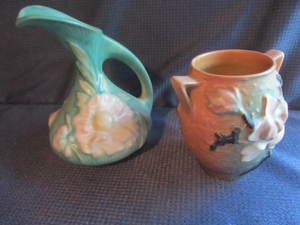 lot 30 image: Roseville Pottery
