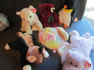 lot 35 image: Ty Beanie Buddies