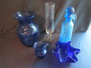 lot 45 image: Cobalt & Blue