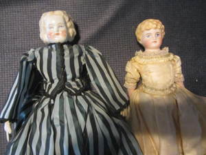 lot 61 image: China Head Dolls