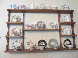 lot 10 image: Wooden Wall Shelf, Tea Cups