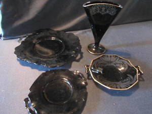 lot 104 image: Black Amethyst Glass