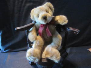 lot 112 image: Doll Corner Chair & Bear