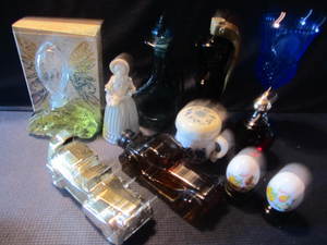 lot 177 image: Avon Bottles, Eggs, Mug