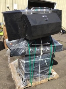 PALLET WITH ASSORTED DYNA-GLO GRILLS CUSTOMER RETURNS SEE PICS