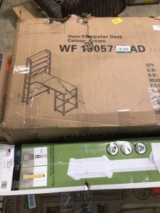 PALLET WITH SHELVING & GARAGELAWN ITEMS CUSTOMER RETURNS SEE PICS