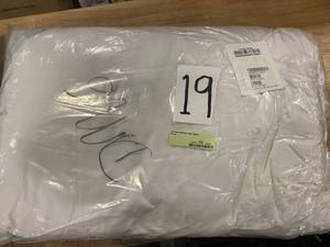 LaCrosse Medium Down Queen Pillow, PP55-Q-WHITE - NEW