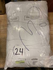 LoftAIRE Hypoallergenic Firm Down Alternative King Pillow, PP82-K-WHITE - NEW