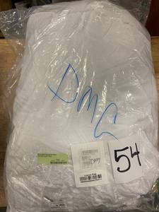 Black Label PrimaLoft Soft Down Alternative Queen Pillow, PO81-Q-WHITE - NEW