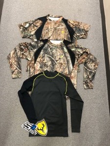 lot 46 image: Mens Camo Scent Blocker Scent Shield 3 Piece Clothing Pkg