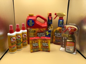 lot 47 image: Wildlife Research Scent Killer 9 Piece Package #1
