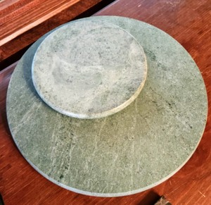 lot 40 image: Variety of StoneMarble TrivetsServing Surfaces